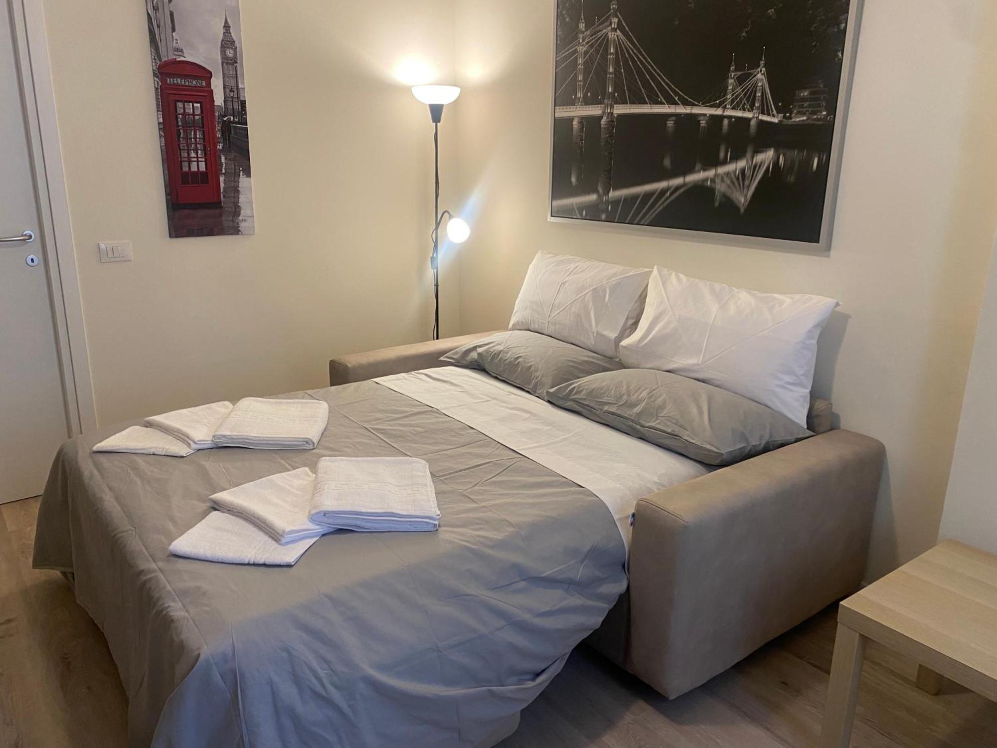 Appartamento Anna - Comfort E Stile In Centro Storico Imola Luaran gambar