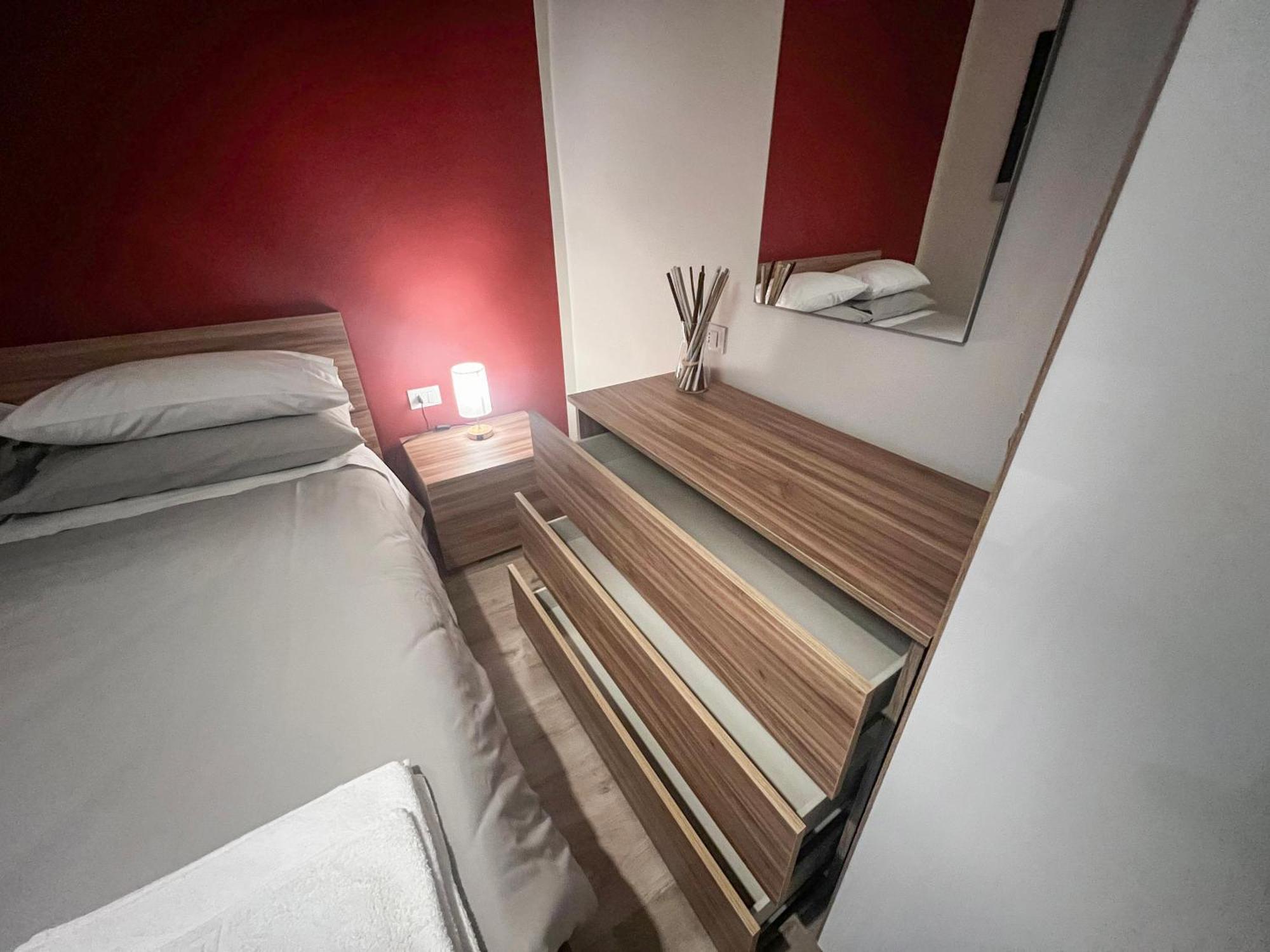 Appartamento Anna - Comfort E Stile In Centro Storico Imola Luaran gambar